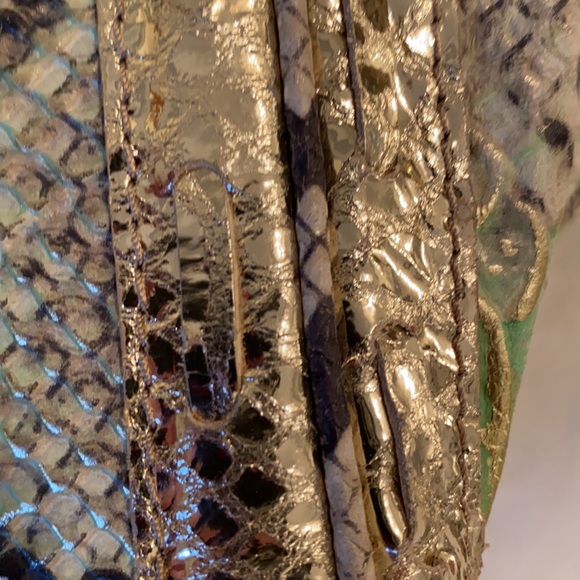 Jenrigo Snake Embossed Tote Shoulder Bag Purse - Picture 12 of 16